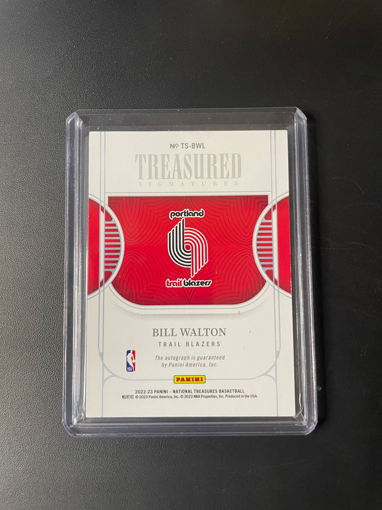 2022/23 Panini National Treasures #12 Bill Walton, Portland Trail Blazers Treasured Signatures 12/99