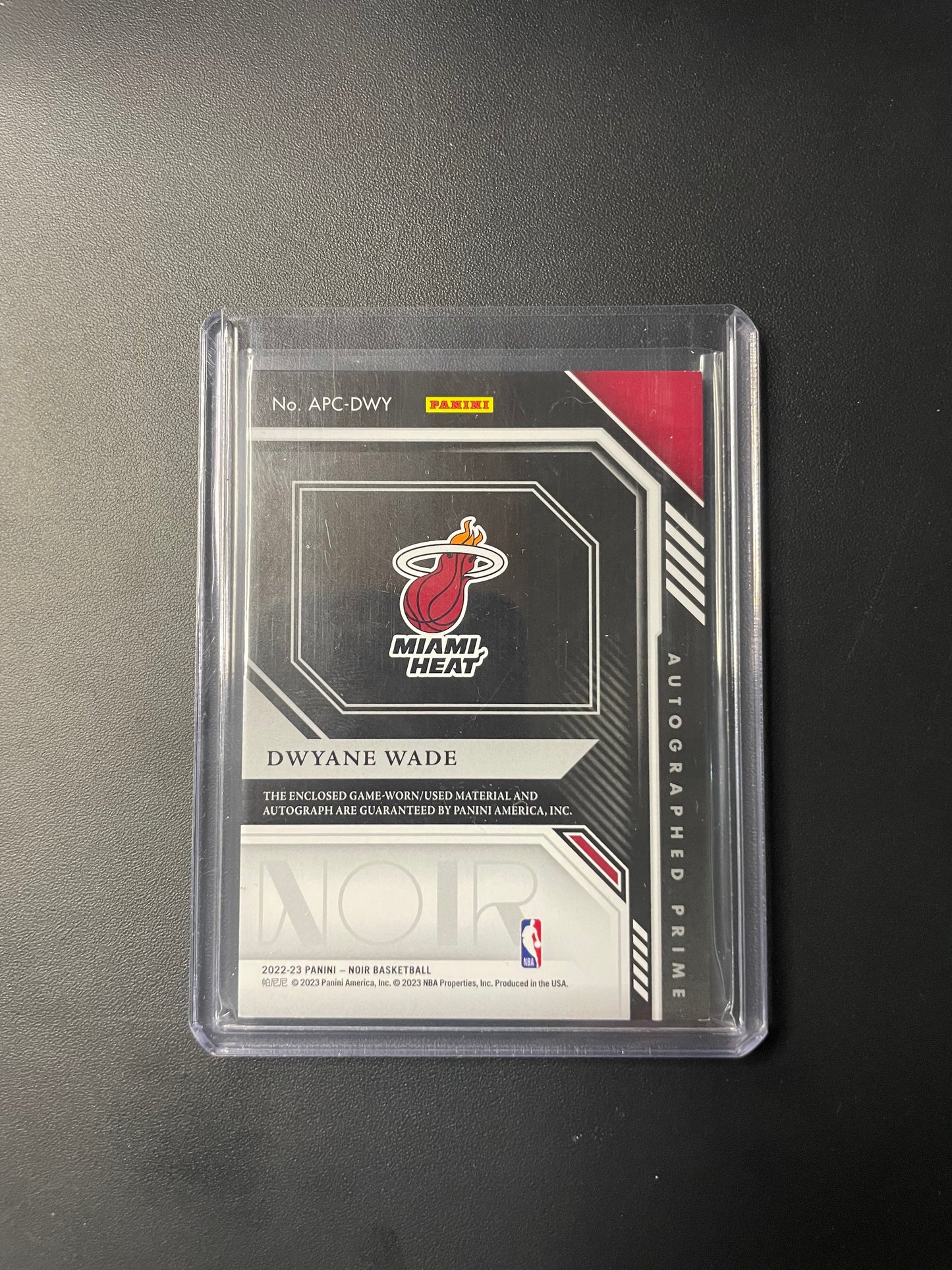 2022/23 Panini Noir #7 Dwyane Wade Autograph Prime Miami Heat 04/15