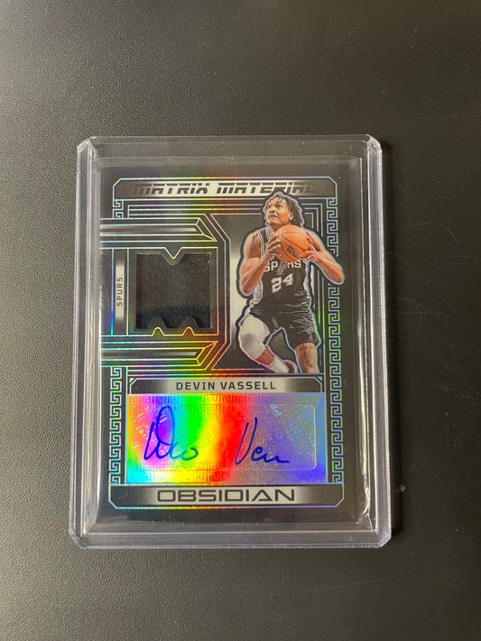 2022/23 Panini Obsidian #11 Devin Vassell, San Antonio Spurs Matrix Material Auto 53/99