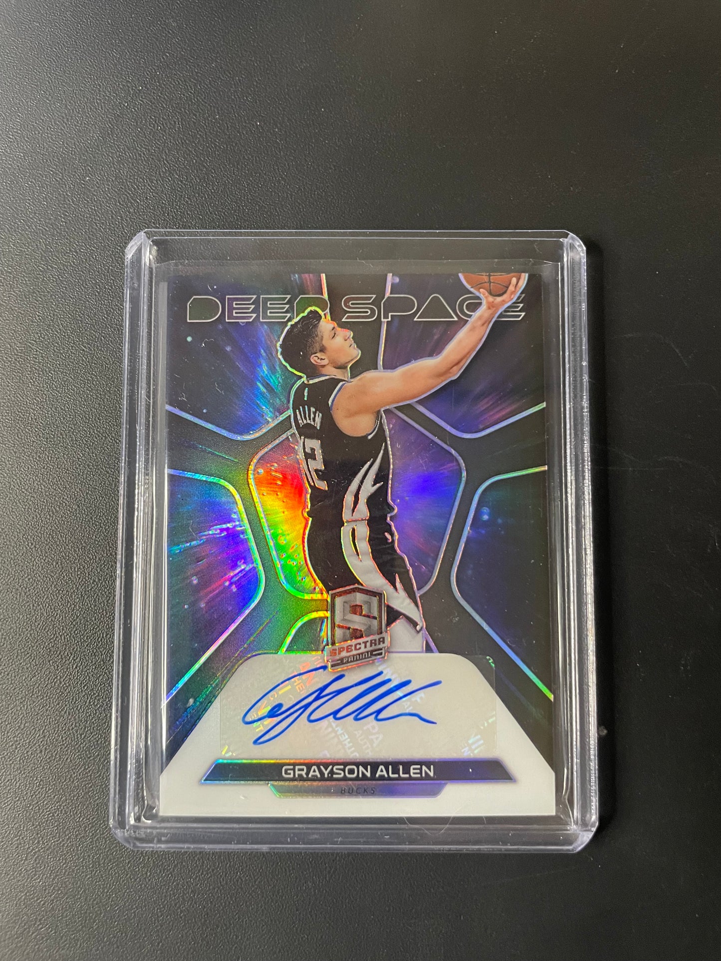 2022/23 Panini Spectra #30 Grayson Allen, Milwaukee Bucks Deep Space Signatures 19/99