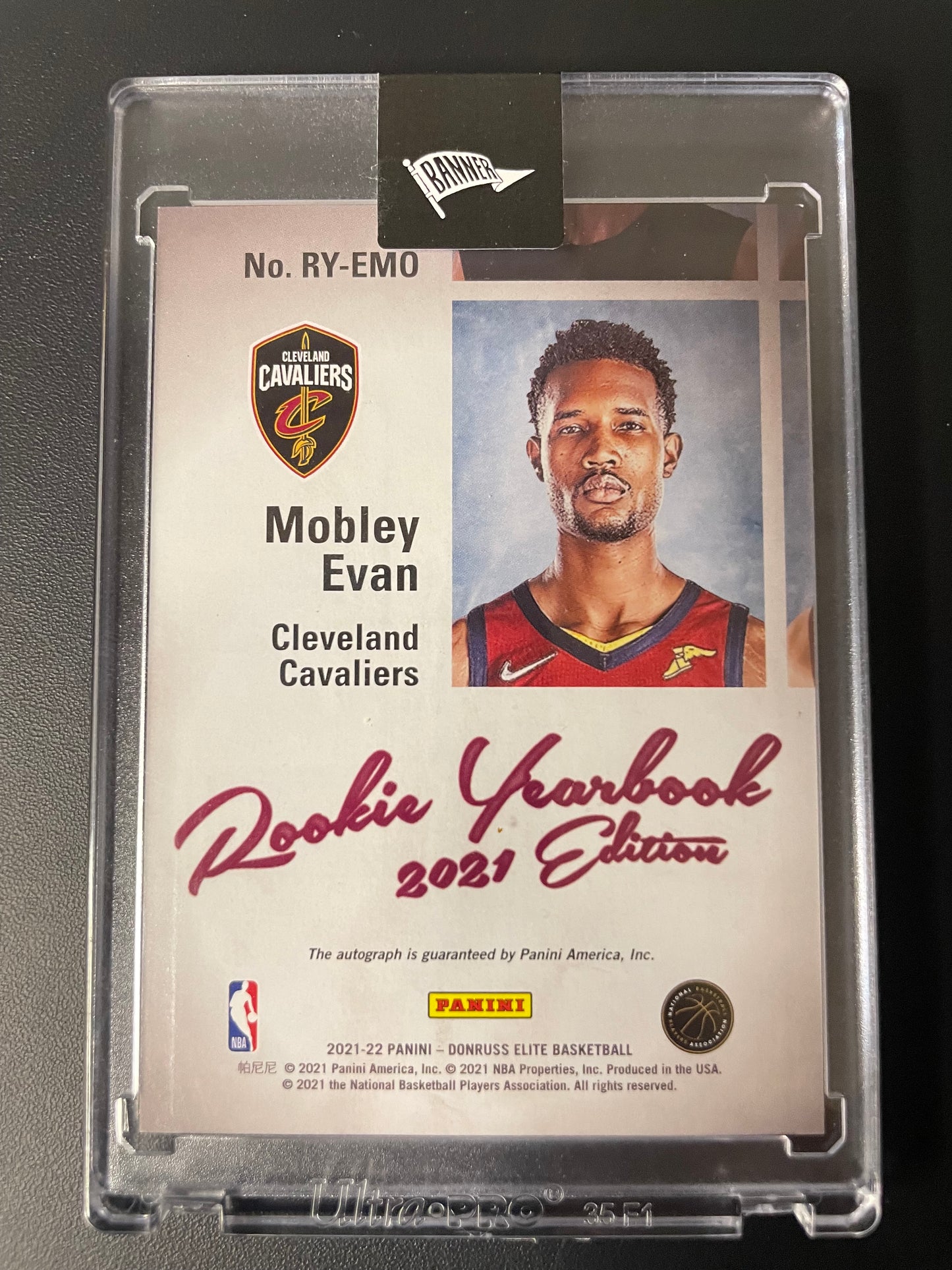 2021/22 Panini Donruss Elite #3 Evan Mobley Cleveland Cavillers Rookie Yearbook Autographs RC