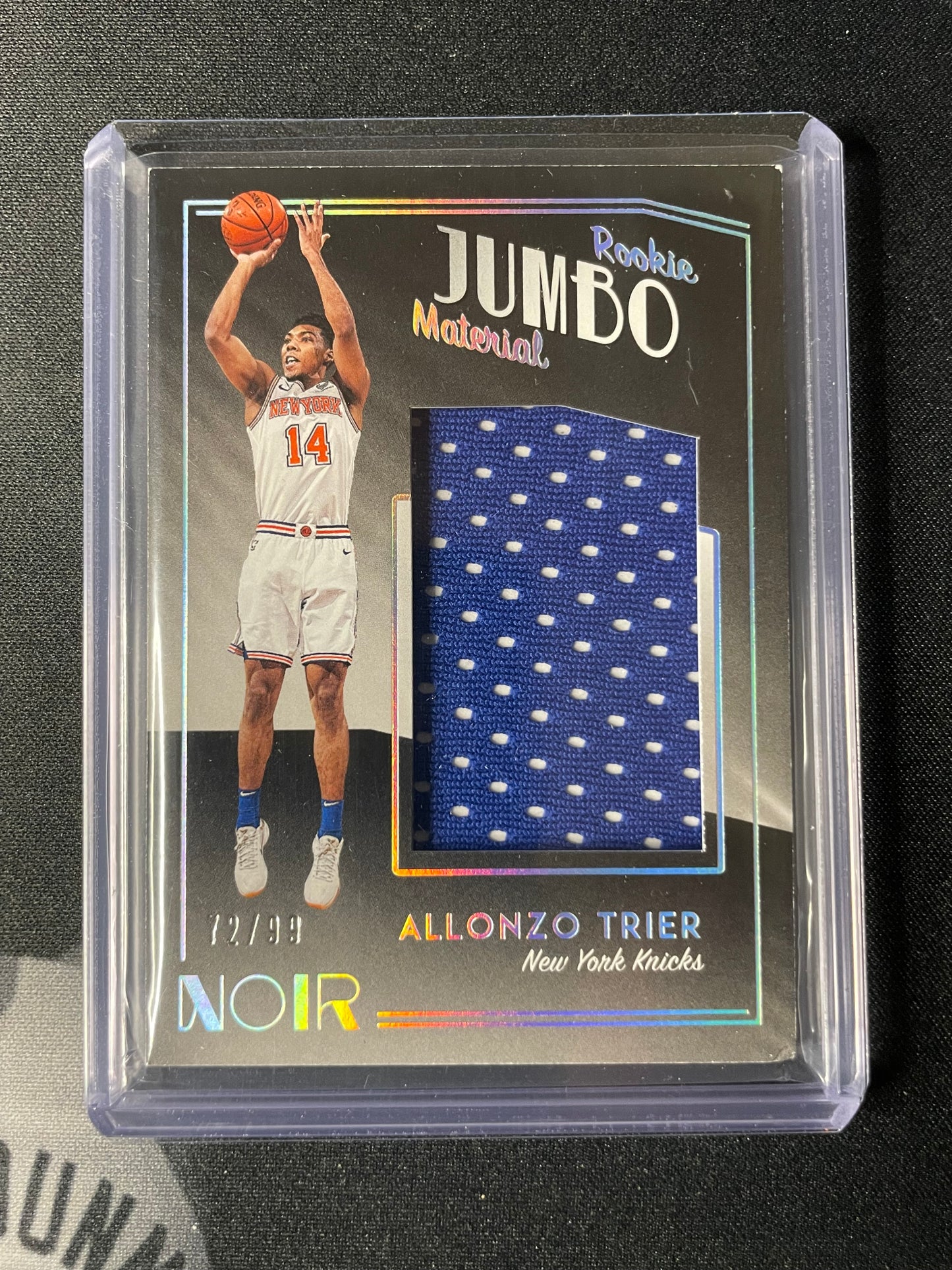 2018/19 Panini Noir #23 Allonzo Trier New York Knicks Rookie Jumbo Material 72/99