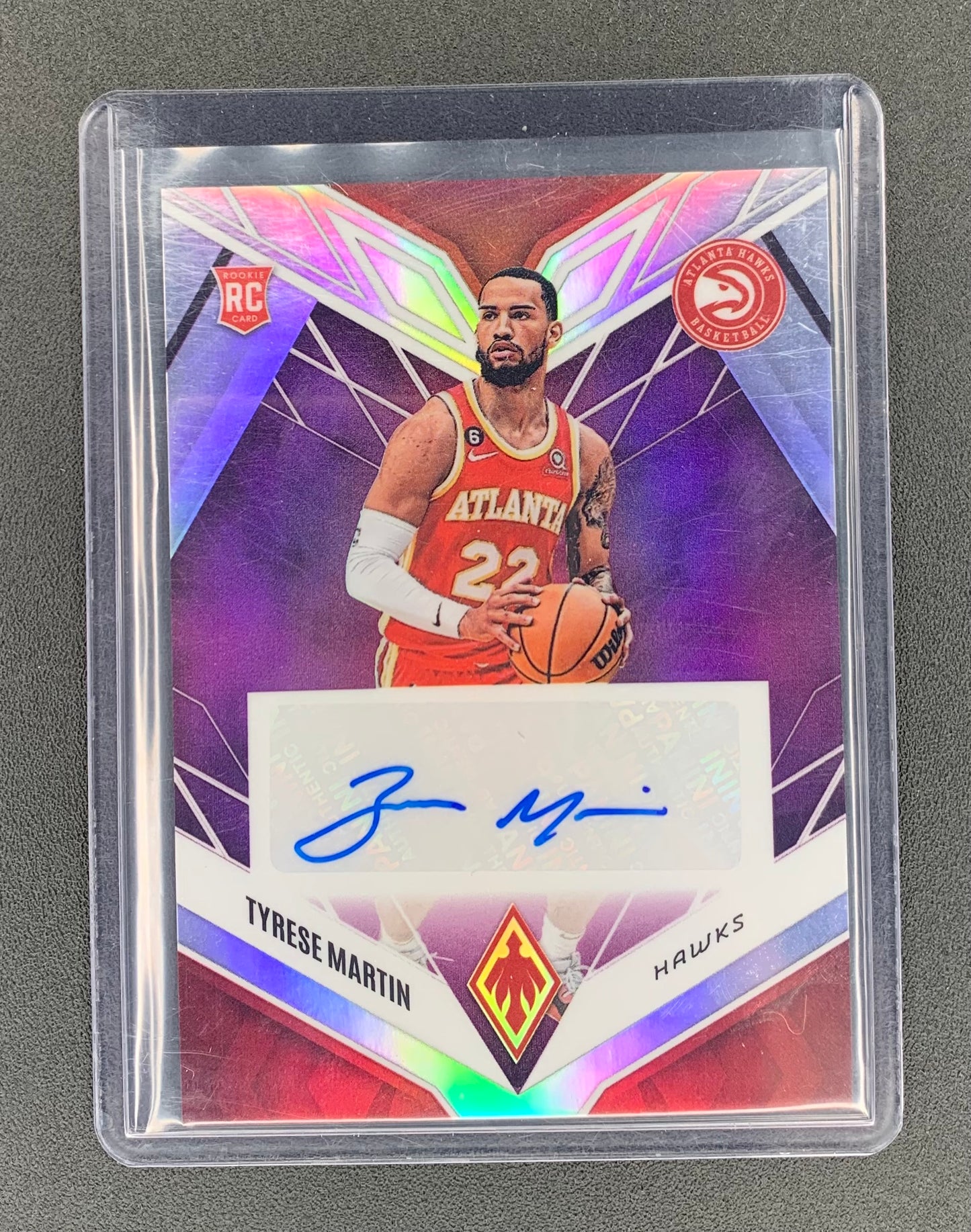 2022/23 Panini Chronicles #30 Tyrese Martin, Atlanta Hawks Phoenix Rookie Autographs Purple 02/49