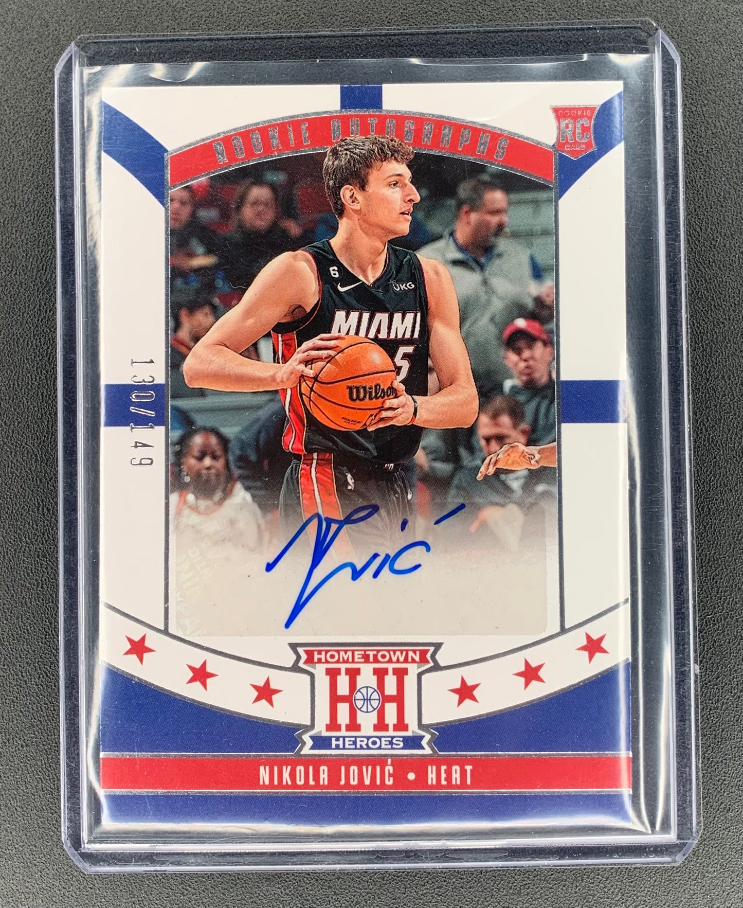 2022/23 Panini Chronicles #1 Nikola Jovic, Miami Heat Hometown Heroes Rookie Autographs 130/149