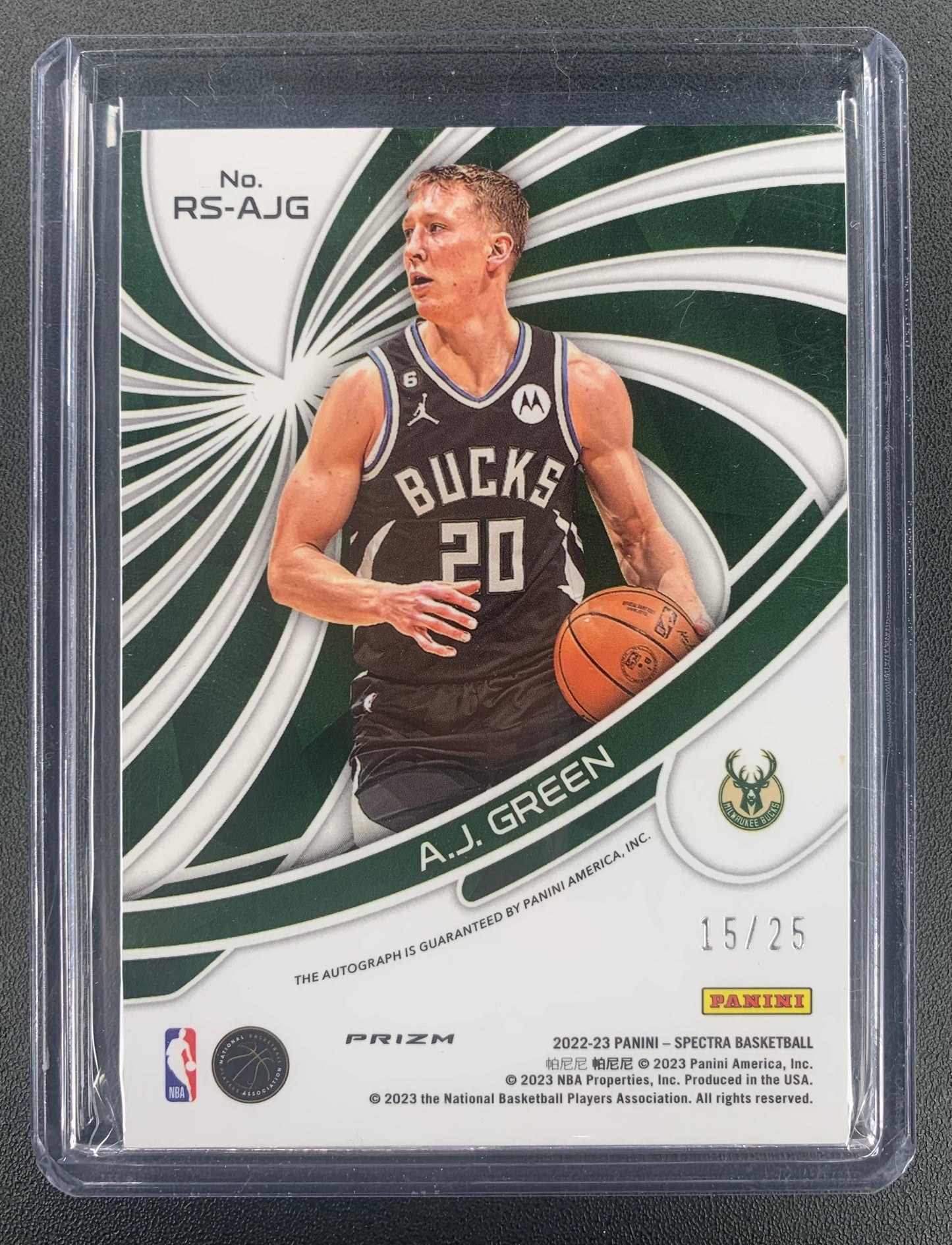 2022/23 Panini Spectra #6 A.J. Green, Milwaukee Bucks Radiant Signatures Meta 15/25